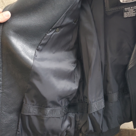 Authentic made is U.S.A Harley Davidson Jacket - Picture 2 of 4